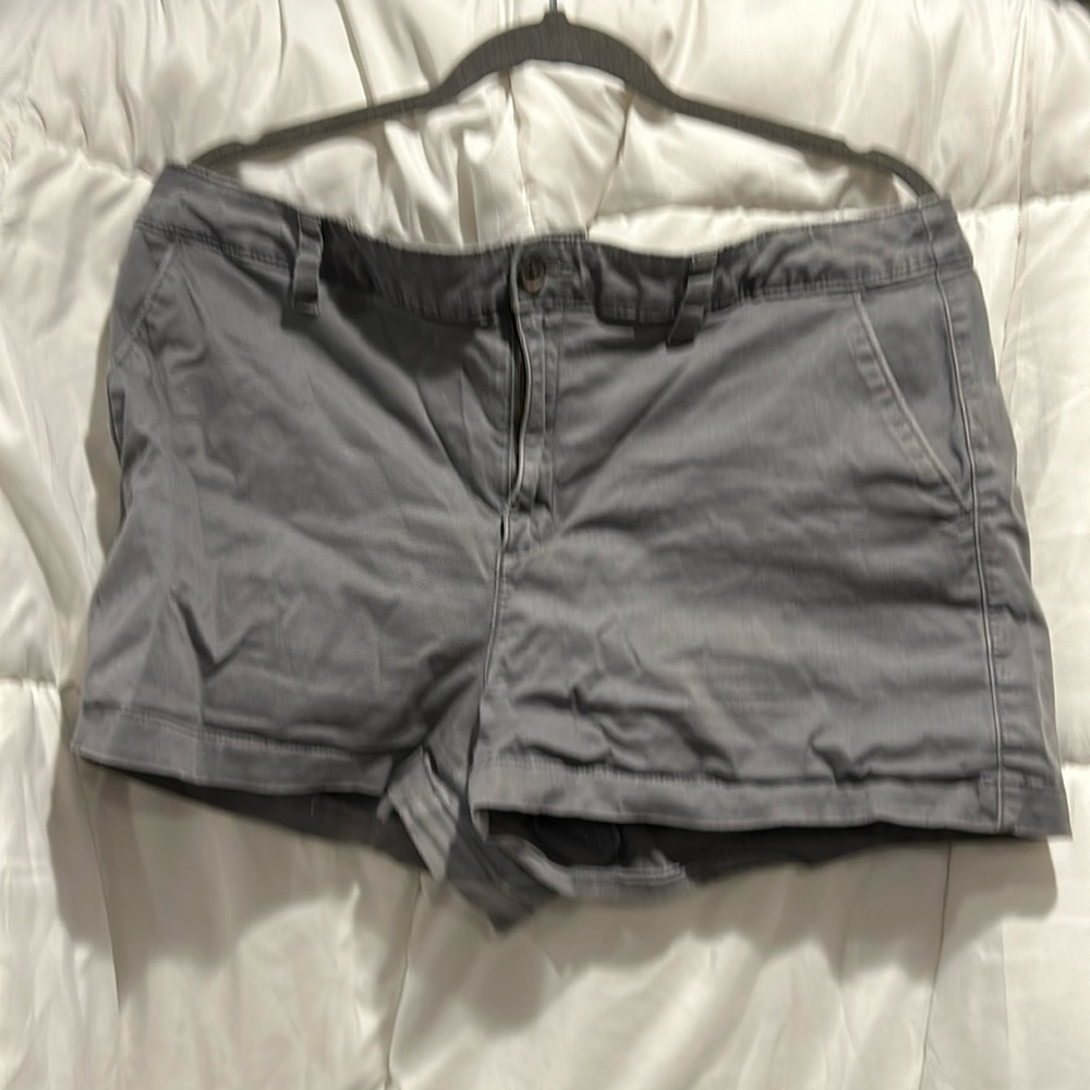 twill shorts